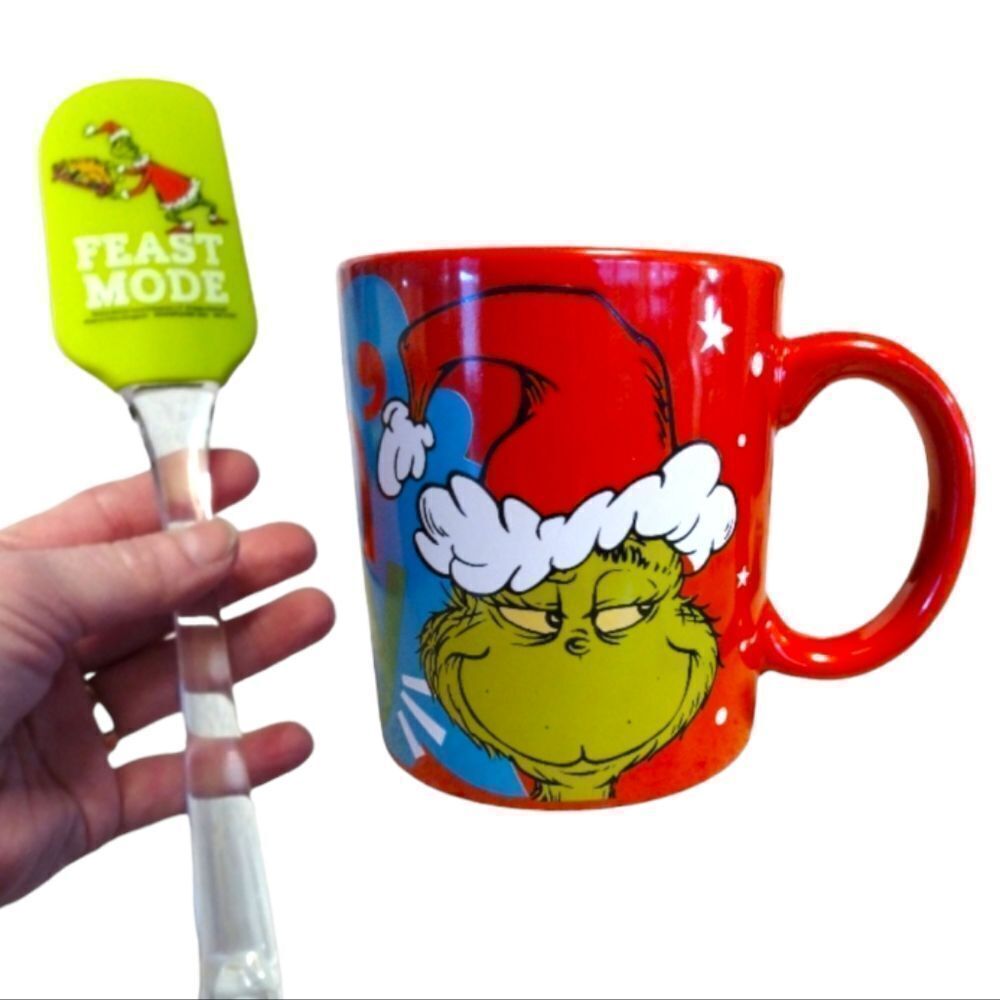 The Grinch Christmas Themed Ceramic Mug And Silicone Spatula Lot NWT